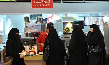 রমজানে মধ্যপ্রাচ্যের দেশগুলোতে চলে দাম কমানোর প্রতিযোগিতা