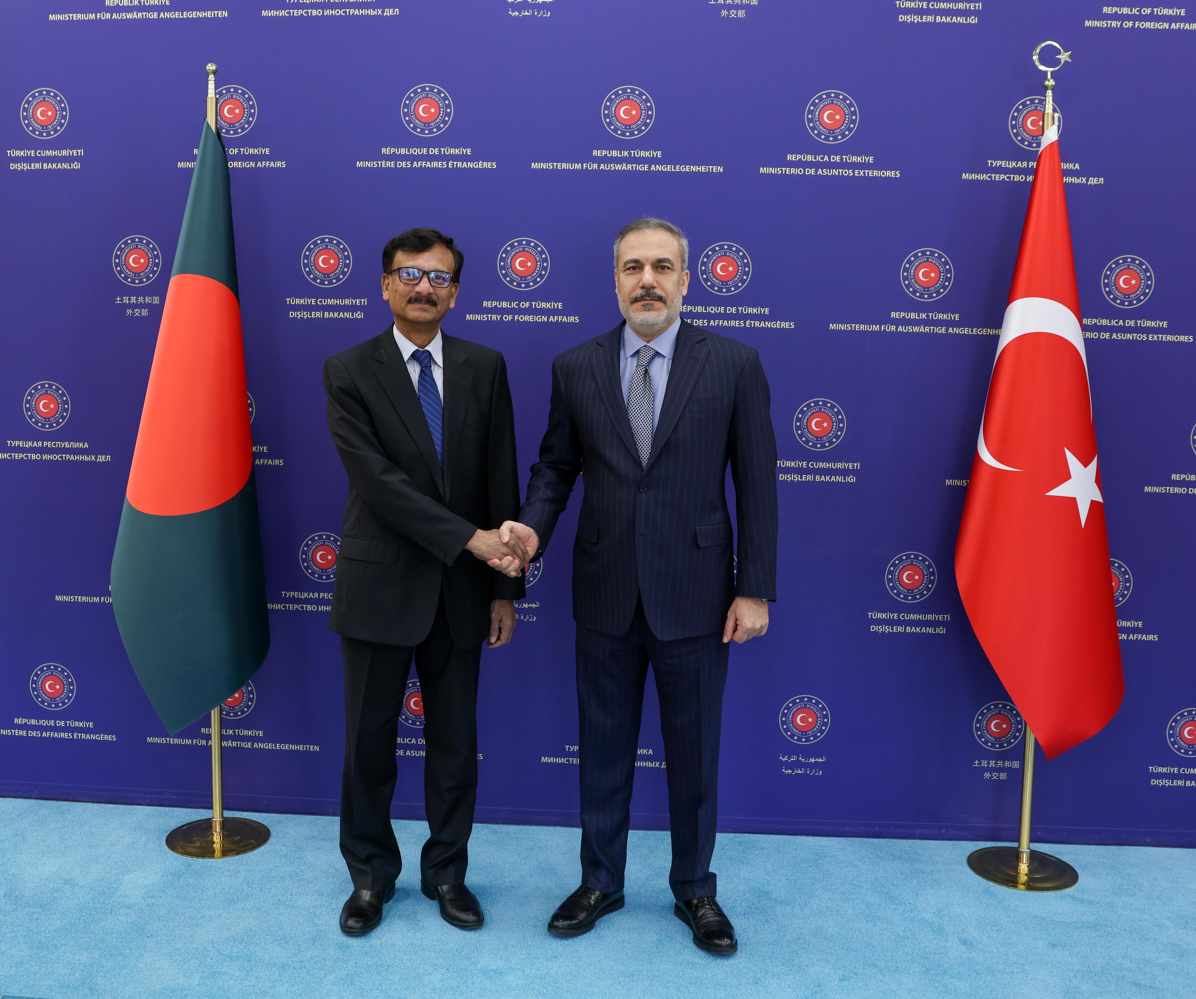 বাংলাদেশ হবে তুরস্কের নিকটতম মিত্রদেশ: তুরস্কের পররাষ্ট্রমন্ত্রী