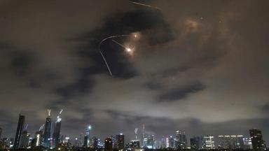 ইরানের ৬ বিমানবন্দরে হামলা ও ১৫ বিমান–হেলিকপ্টার ধ্বংসের দাবি ইসরায়েলের