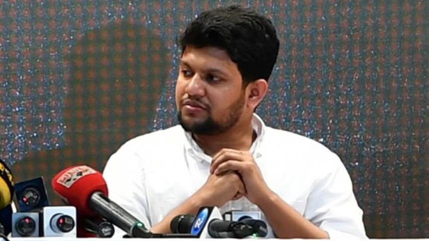 ‘একটা সার্কেলে প্রায় সবাই দুর্নীতিগ্রস্ত’ বলার পরে বক্তব্য বদলালেন মাহফুজ আলম