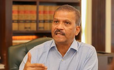 মিটফোর্ডে নৃশংস হত্যার বিচার দ্রুত বিচার ট্রাইব্যুনালে হবে: আসিফ নজরুল