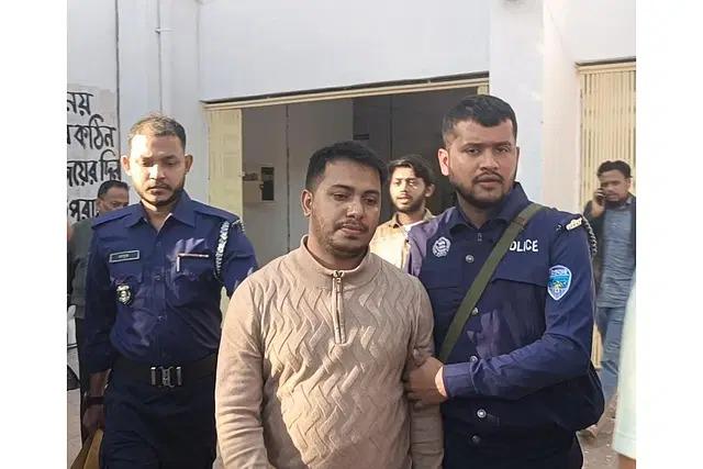 চট্টগ্রাম বিশ্ববিদ্যালয়ে ছাত্রলীগের বোয়ালখালী শাখার কর্মীকে মারধর