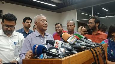 নির্বাচন কমিশনে আওয়ামী লীগের নিবন্ধন স্থগিত