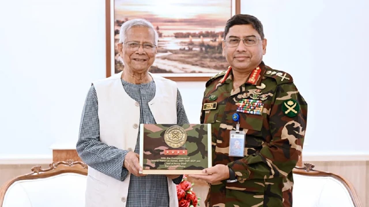 প্রধান উপদেষ্টার সঙ্গে সেনাপ্রধানের বিদায়ী সাক্ষাৎ