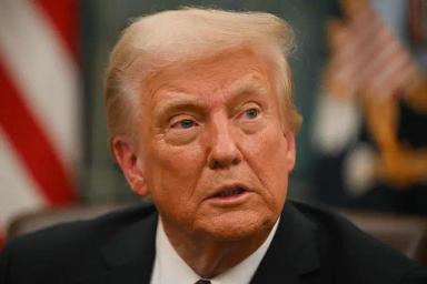 জিম্মি মুক্তি নিয়ে হামাসকে ‘শেষ সতর্কবার্তা’ ট্রাম্পের