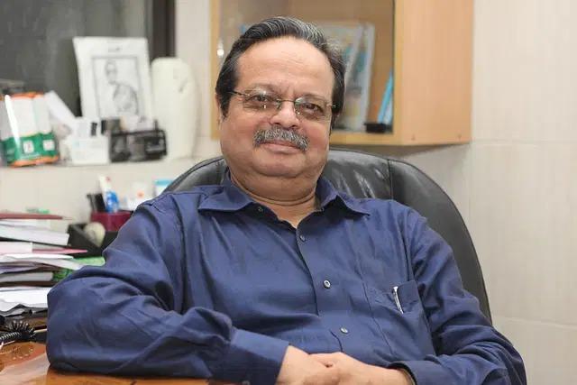 জ্ঞানের নক্ষত্র শুভাগত চৌধুরী স্যারের বিদায়