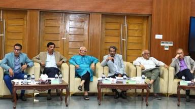 এ মাসেই জুলাই সনদ চূড়ান্ত করতে চায় কমিশন: আলী রীয়াজ