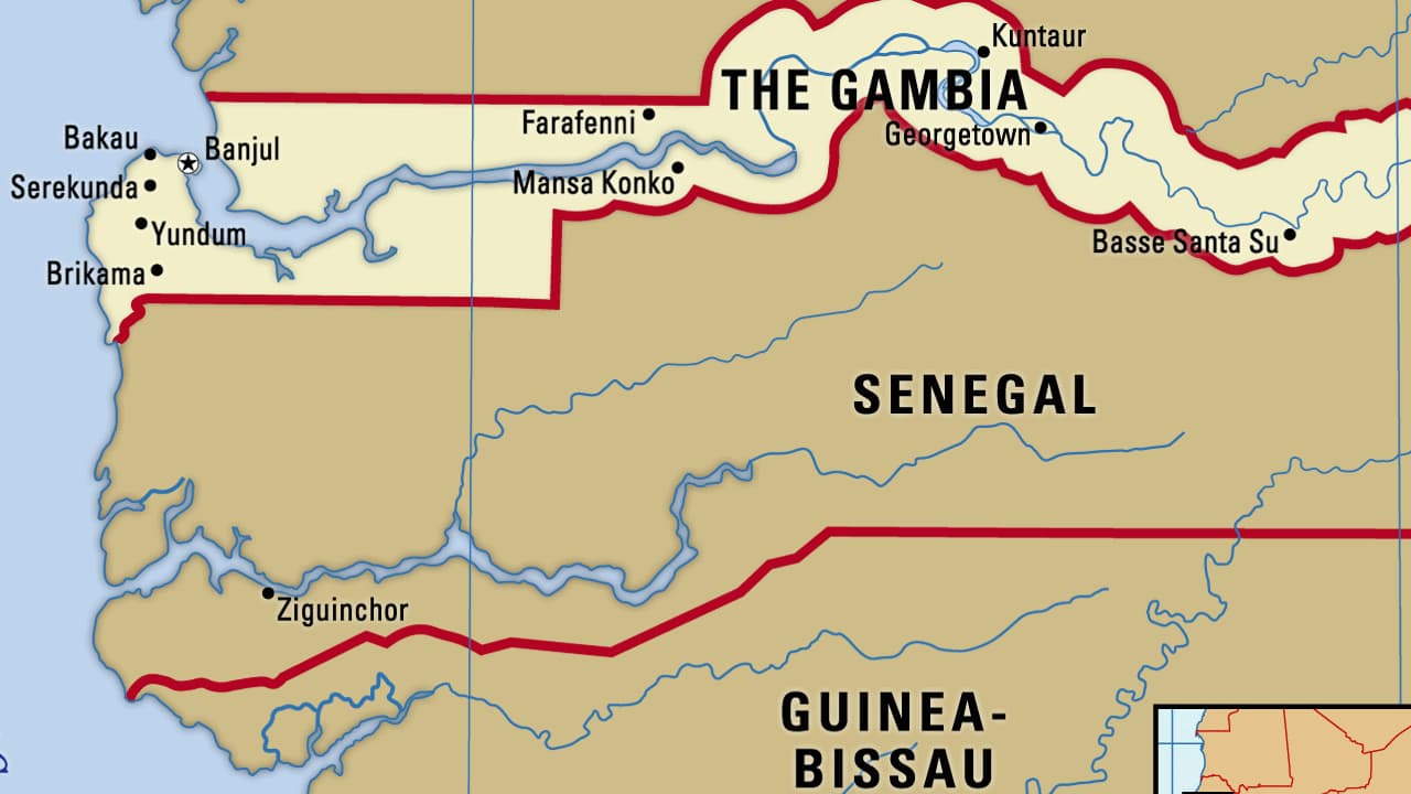 গাম্বিয়া উপকূলে ২০০ অভিবাসী নিয়ে নৌকা ডুবে নিহত ৭