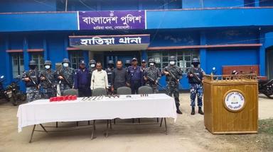 অপারেশন ডেভিল হান্ট: হাতিয়ায় সন্ত্রাসীদের সঙ্গে যৌথ বাহিনীর গোলাগুলি