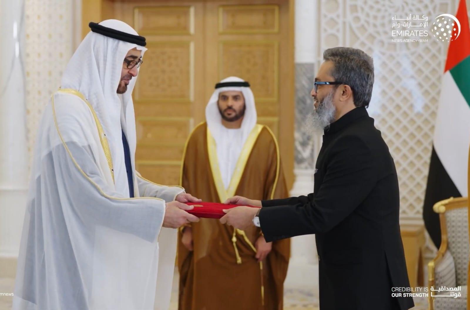 আমিরাতের রাষ্ট্রপতির কাছে বাংলাদেশের রাষ্ট্রদূতের পরিচয়পত্র পেশ