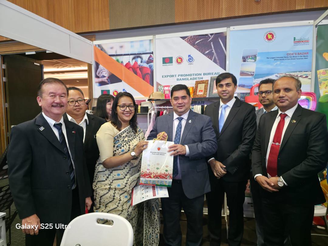 মালয়েশিয়ায় সাবাহ প্রদেশে আন্তর্জাতিক বাণিজ্য মেলায় বাংলাদেশ