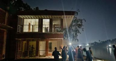 খুলনায় শেখ হাসিনার পৈত্রিক সম্পত্তিতে ভাঙচুর ও লুটপাট