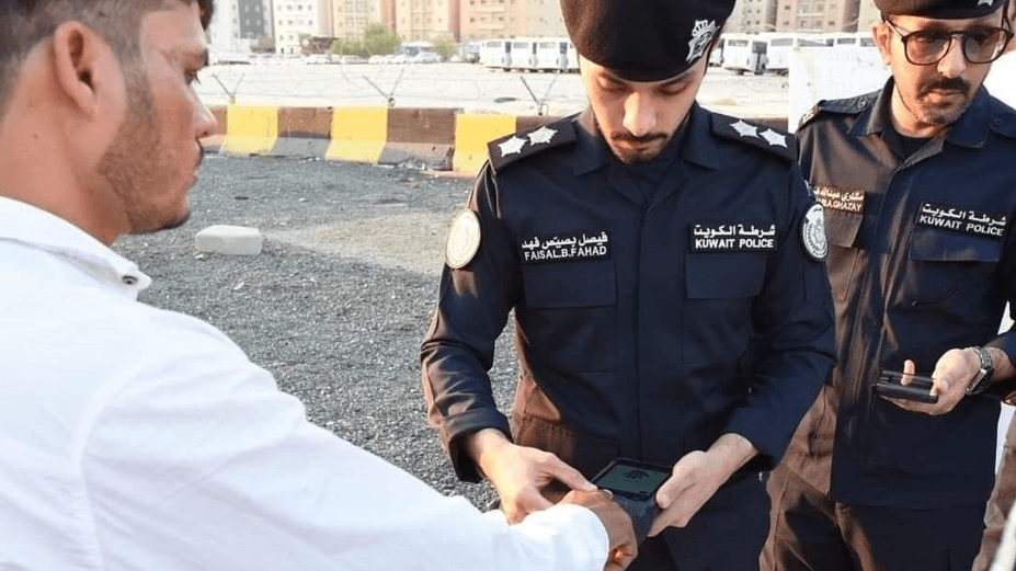 ৩৮৫ প্রবাসীকে দেশে ফেরত পাঠাচ্ছে কুয়েত