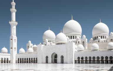 আরব আমিরাতে জানুয়ারি থেকে জুমার নামাজের সময়সূচির পরিবর্তন