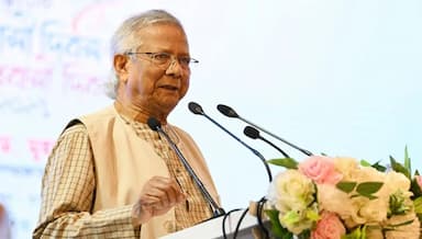 বিদেশে কর্মী পাঠাতে দালাল ও প্রতারণামুক্ত ব্যবস্থা গড়ার ওপর গুরুত্বারোপ প্রধান উপদেষ্টার