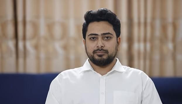 যারা একাত্তরে ফিরতে চায়, তারা চব্বিশ অস্বীকার করে: ফেসবুক পোস্টে নাহিদ