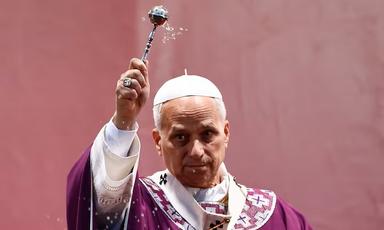 অভিবাসীদের প্রতি ট্রাম্প প্রশাসনের আচরণ নিয়ে গভীর আত্মসমালোচনার আহ্বান পোপের