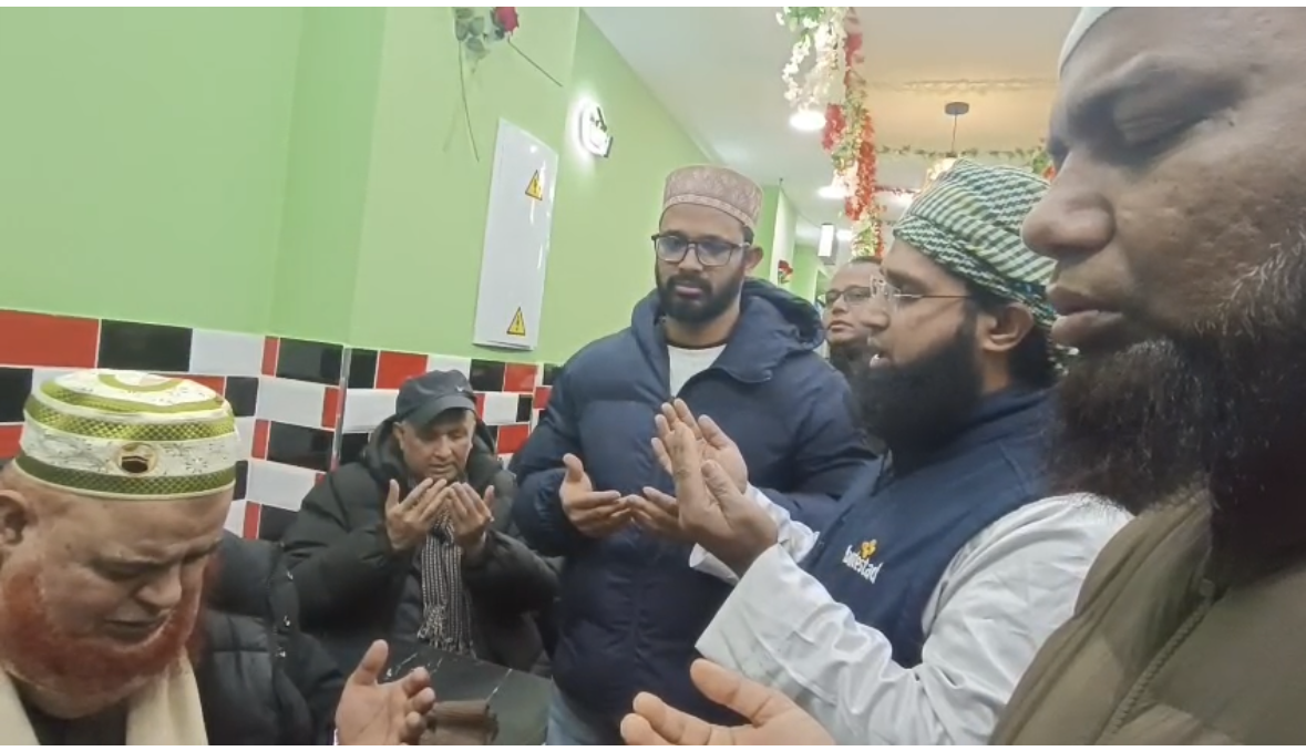 মাদ্রিদে বাংলাদেশি দুই তরুণের রেস্তোরাঁয় বাংলা খাবারের ভিন্ন মাত্রা