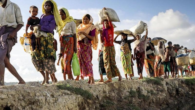 সীমান্তে আরও ৫০ হাজার রোহিঙ্গা বাংলাদেশে ঢোকার অপেক্ষায়