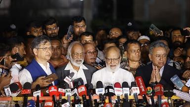 প্রধান উপদেষ্টার সঙ্গে বৈঠকে দুই ছাত্র উপদেষ্টা ও নিরাপত্তা উপদেষ্টার পদত্যাগ চেয়েছে বিএনপি