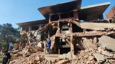 ধানমন্ডির ৩২ নম্বরের বাড়ি ধ্বংসের ঘটনার নিন্দা ও বিচার দাবি ২৬ বিশিষ্ট নাগরিকের