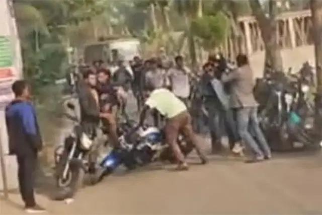 ফেনীতে বিএনপির দুই পক্ষের সংঘর্ষ, আহত ১৫