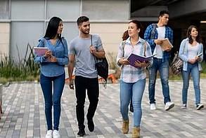 সংযুক্ত আরব আমিরাতে স্কুলগুলোতে ২ দিনের ছুটি ঘোষণা