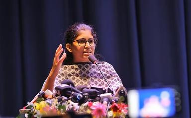 দেশ কোনো ধরনের রাজনৈতিক ঐক্যের পথে নাই: উমামা ফাতেমা