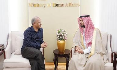 আরও বাংলাদেশি কর্মী নিতে সৌদি রাষ্ট্রদূতকে স্বরাষ্ট্র উপদেষ্টার আহ্বান