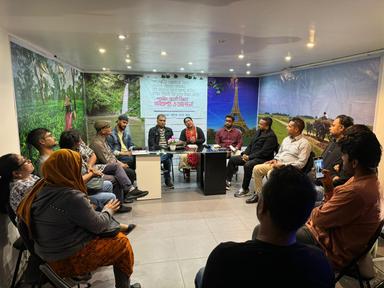 প্যারিসে জুলাই বিপ্লবের কবিতাপাঠ ও আলোচনা সভা