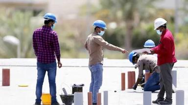 অনিয়মিত বেতন দেওয়া কোম্পানির বিরুদ্ধে কুয়েত সরকারের কঠোর হুঁশিয়ারি