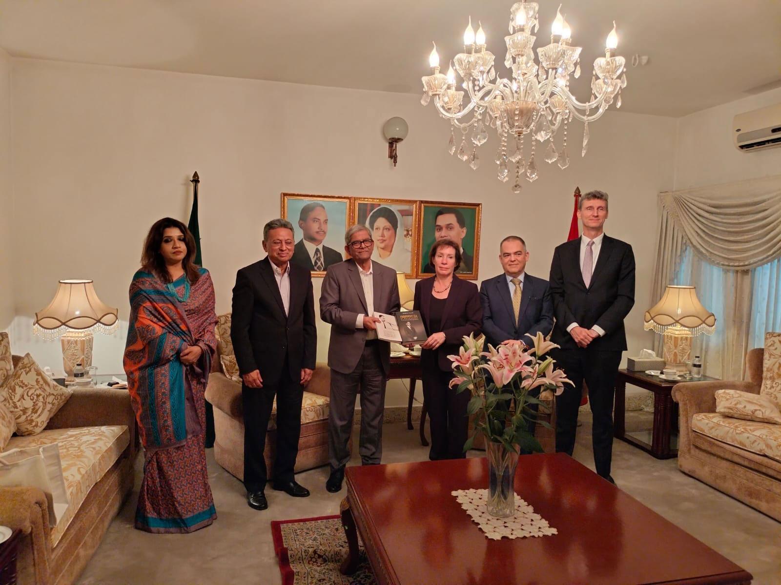 যুক্তরাষ্ট্রের চার্জ দ্য অ্যাফেয়ার্সের সঙ্গে মির্জা ফখরুলের বৈঠক