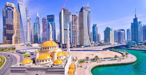 আমিরাতে এখনো ভিসা জটিলতা কাটিয়ে উঠতে পারেননি অনেক প্রবাসী