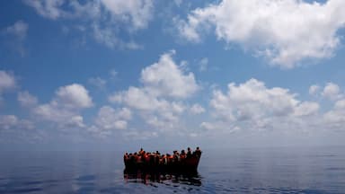 ভূমধ্যসাগরে আবার নৌকাডুবি: নিখোঁজ অন্তত ৭০, বাংলাদেশিসহ উদ্ধার ৩২