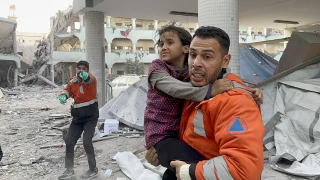 গাজায় ইসরায়েলি হামলা অব্যাহত, একদিনে নিহত ১১২