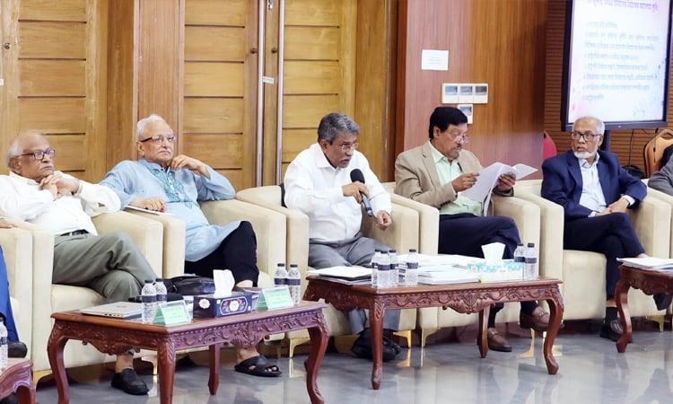 কাল বৃহস্পতিবার গ্রহণযোগ্য খসড়া সনদ সব দলের কাছে তুলে দেওয়া হবে: আলী রীয়াজ