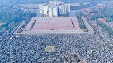 খালেদা জিয়ার জানাজায় জনস্রোত