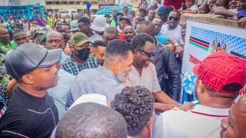 কেনিয়ায় ‘বাংলাদেশ’ বসতিতে যানজট নিরসনে নতুন সড়ক