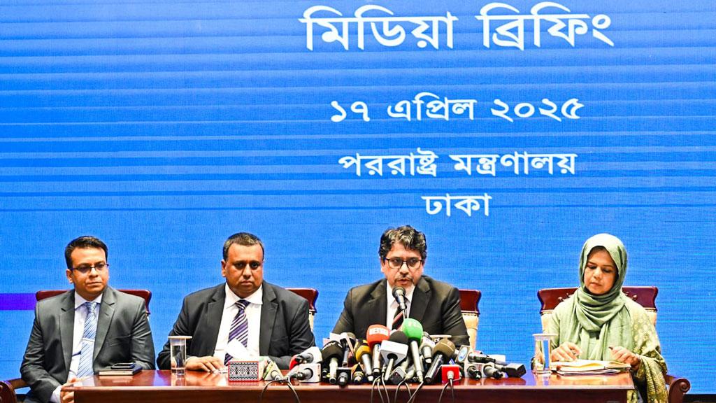 একাত্তরের গণহত্যার জন্য পাকিস্তানের ক্ষমা প্রার্থনা ও সাড়ে ৪ বিলিয়ন ডলারের পাওনা চায় বাংলাদেশ