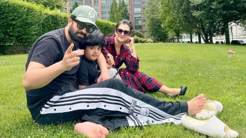 ছেলে বীরকে নিয়ে যুক্তরাষ্ট্রে শাকিব-বুবলী