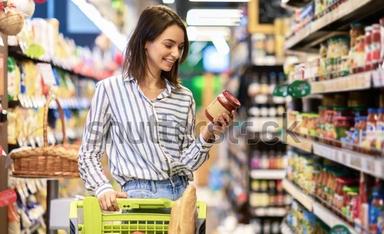 ট্রাম্পের শুল্কারোপে পণ্যের দাম বাড়ার আশঙ্কায় যুক্তরাষ্ট্রের ৭৩ শতাংশ নাগরিক