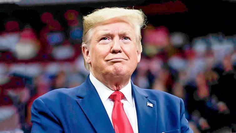 চীনা পণ্যে শুল্ক ‘উল্লেখযোগ্য’ পরিমাণে কমিয়ে সুখে বসবাসের ঘোষণা ট্রাম্পের