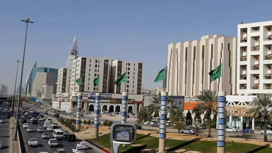 সৌদি আরবে এক সপ্তাহে গ্রেপ্তার ২০ হাজারের বেশি অবৈধ প্রবাসী